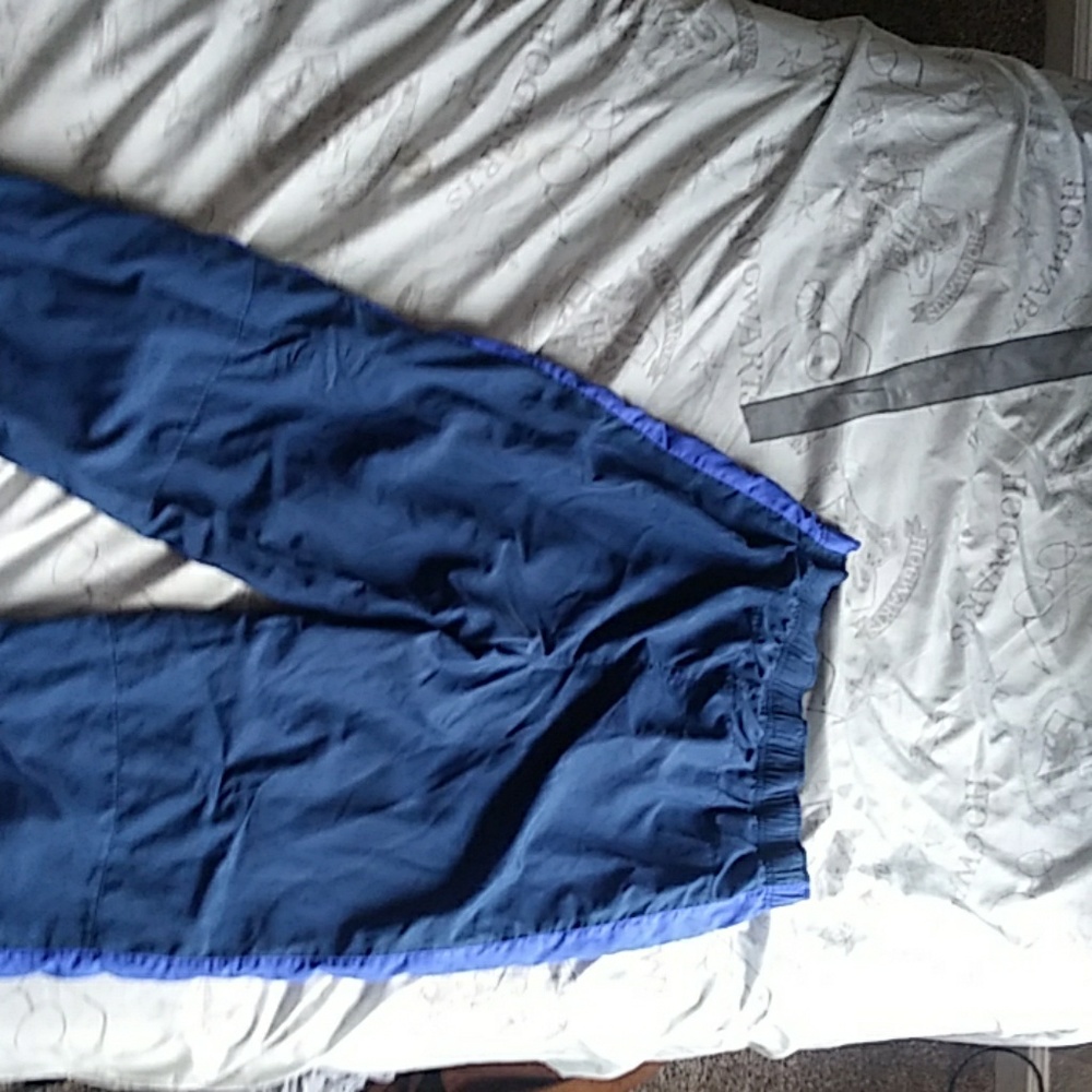 Workout pants - Picture 2 of 3